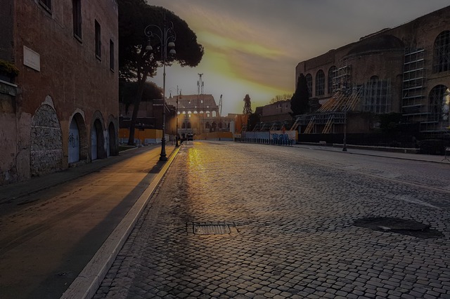 Dawn Street Near Colosseum - Sunrise in Rome